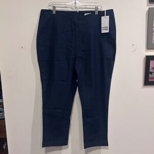Unique Vintage Capri Pants